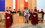 slavnostni_inauguraci_se_funkce_rektora_univerzity_pardubice_ujal_prof._libor_capek_autor_m._reinberk_dis_179839.jpg slavnostni_inauguraci_se_funkce_rektora_univerzity_pardubice_ujal_prof._libor_capek_autor_m._reinberk_dis_179839.jpg