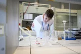obr-1vitez-kategorie-e-tomas-holub-laboratoricharchiv-upce110031.jpg